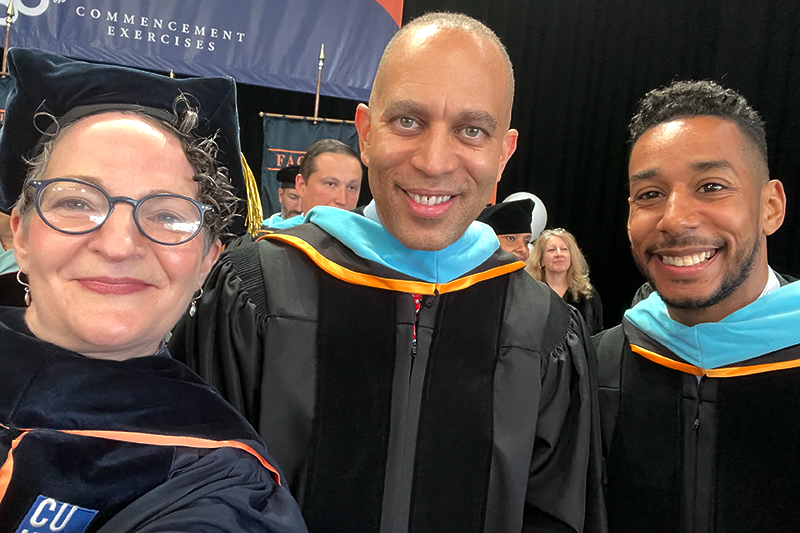 President Suri Duitch, House Democratic Leader Hakeem Jeffries, Brooklyn Borough President Antonio Reynoso