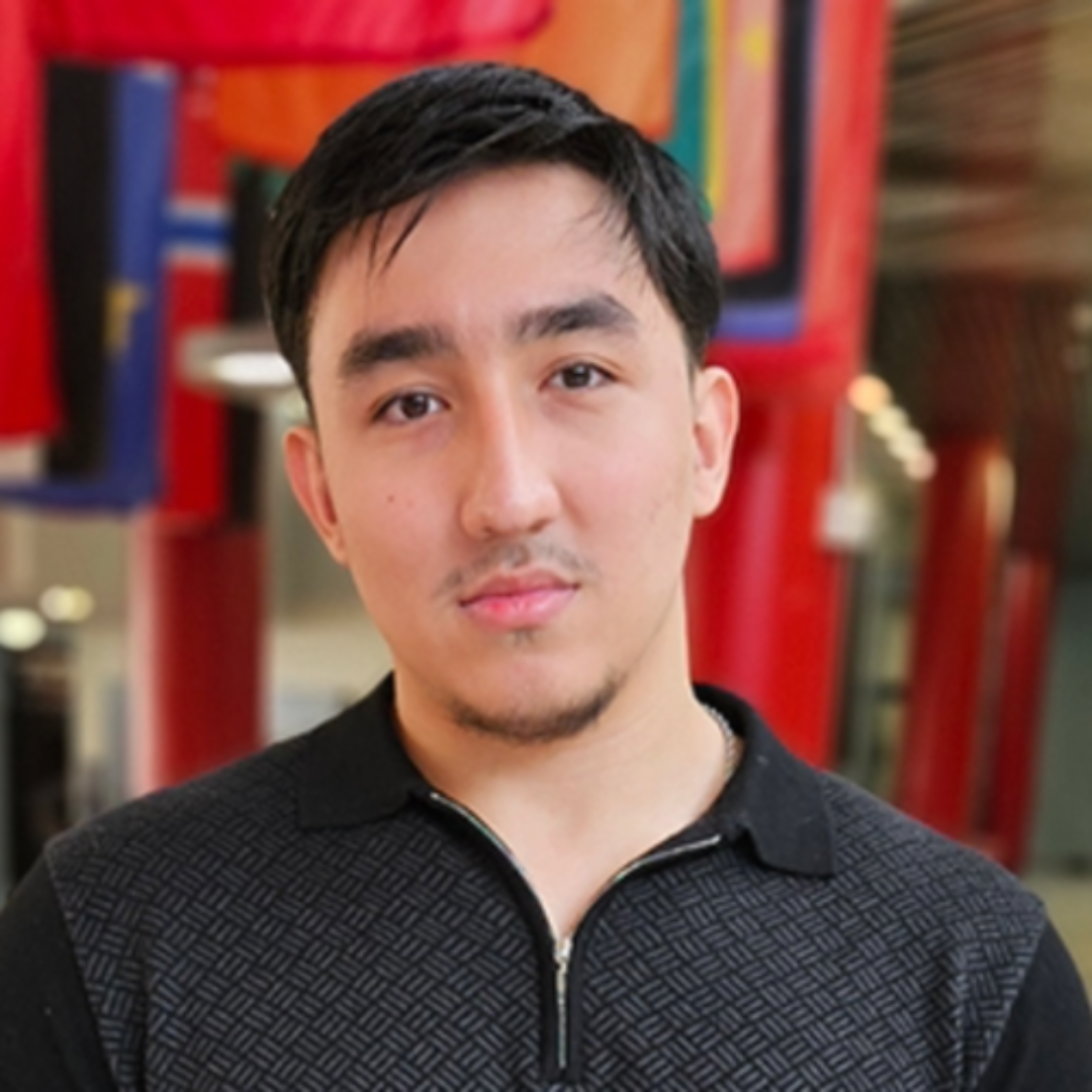 A headshot of Amirjon Abdunayimov.